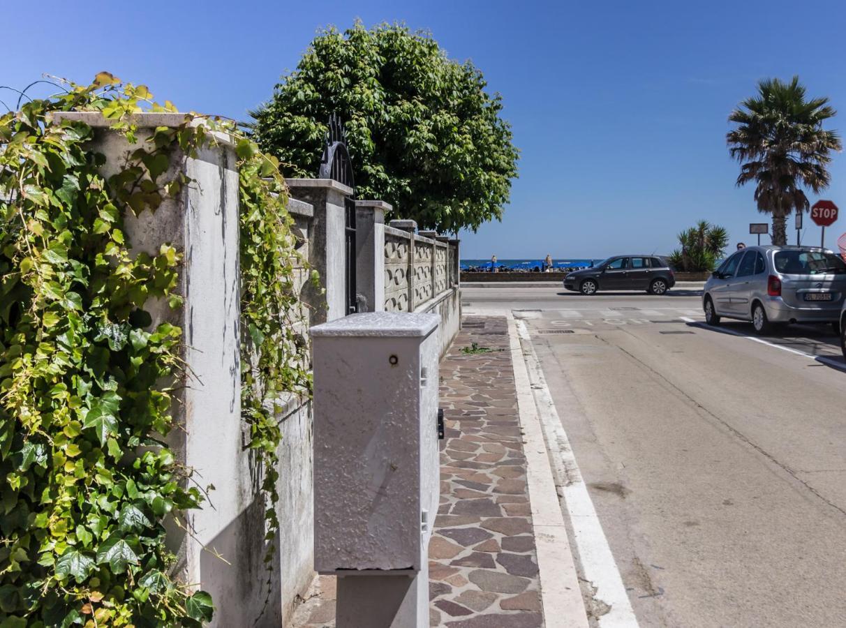 Sovramare Apartment Francavilla Al Mare Luaran gambar